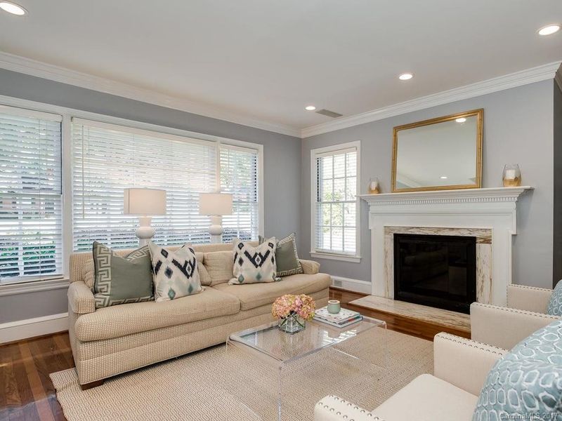 2226 Hassell Pl, Charlotte, NC 28209