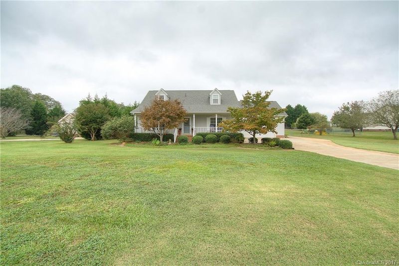 405 Garret Ln, York, SC 29745