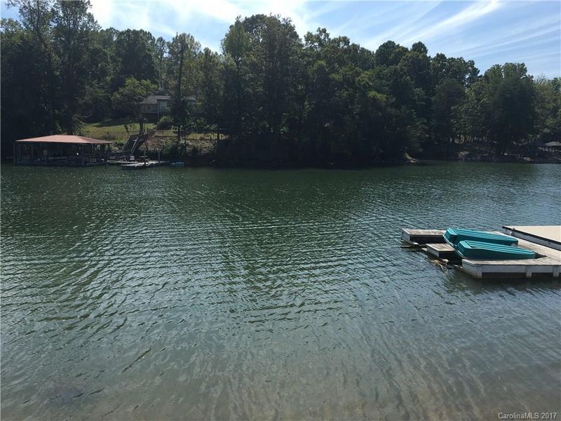 7184 Executive Cir, Denver, NC 28037
