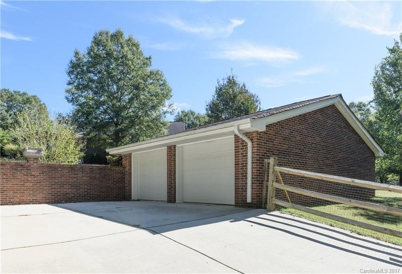 2519 Primm Rd, Charlotte, NC 28216