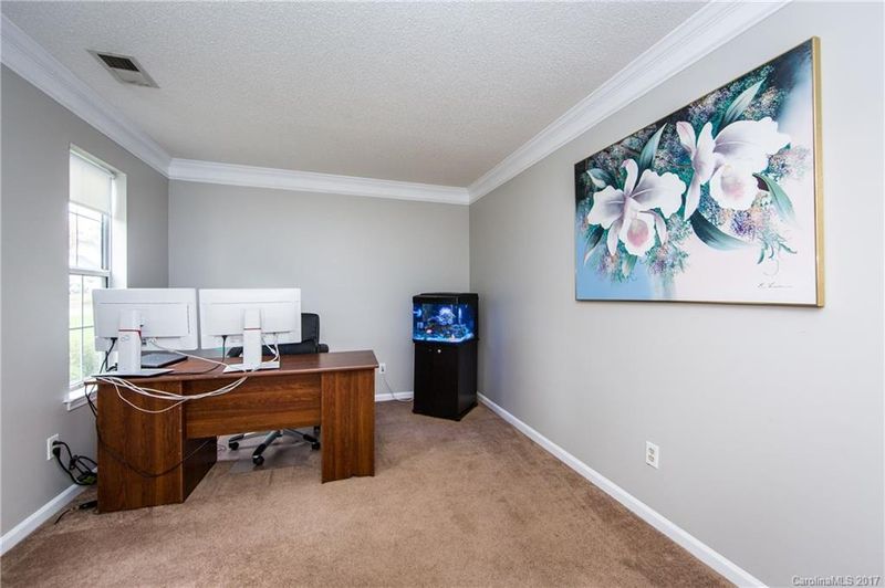 924 Briarmore Dr, Indian Trail, NC 28079