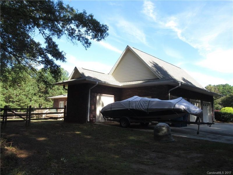 6235 Miller Rd, Kannapolis, NC 28081
