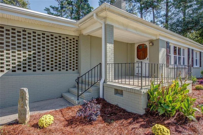 512 Friday Park Rd, Dallas, NC 28034