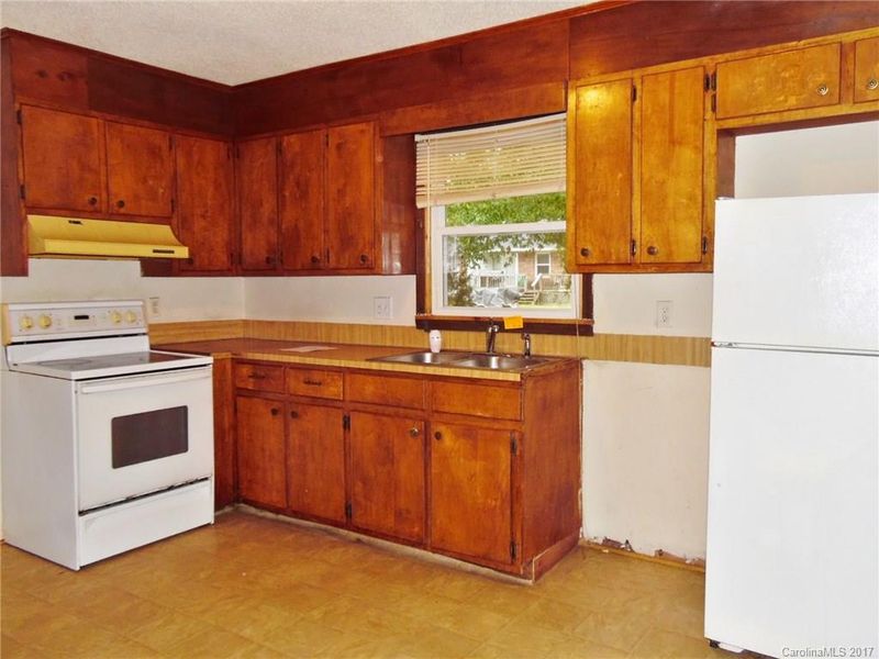529 Gardendale Cir, Chester, SC 29706