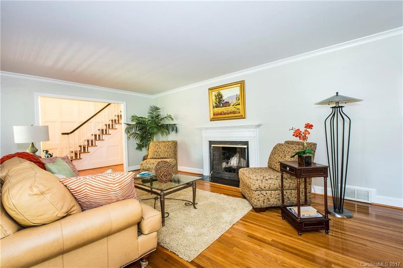 1501 Providence Rd, Charlotte, NC 28207