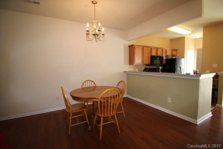 8207 Carob Tree Ln #5b, Charlotte, NC 28215