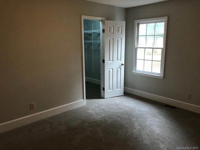 800 Fisher Ridge Dr, Monroe, NC 28110