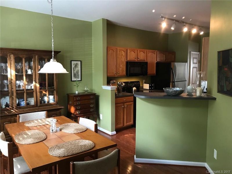 10124 Meadow Crossing Ln, Cornelius, NC 28031