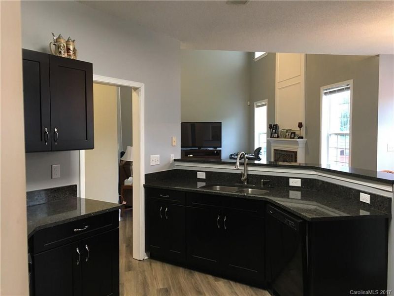 11906 Fox Glen Rd, Charlotte, NC 28269