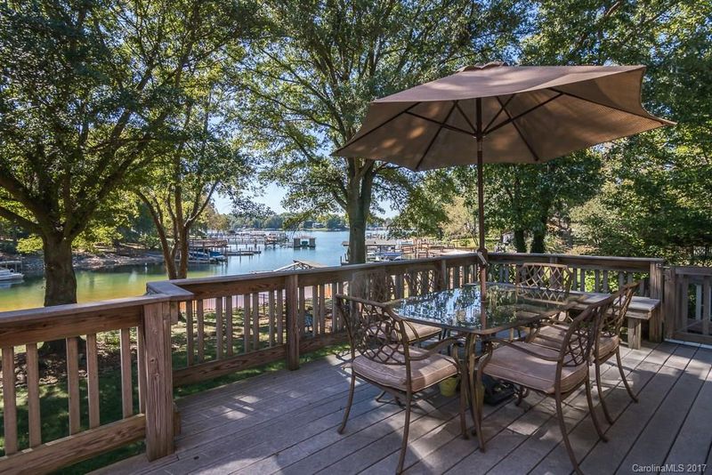20910 Rio Oro Dr, Cornelius, NC 28031