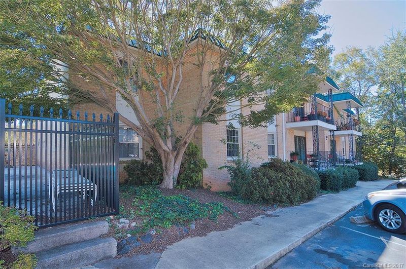 4755 Hedgemore Dr #J, Charlotte, NC 28209