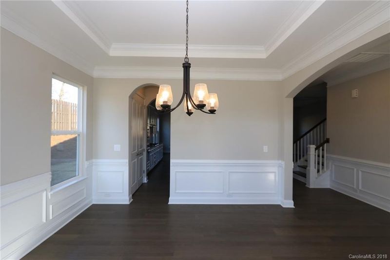 8305 Lake Harmony Dr, Matthews, NC 28105