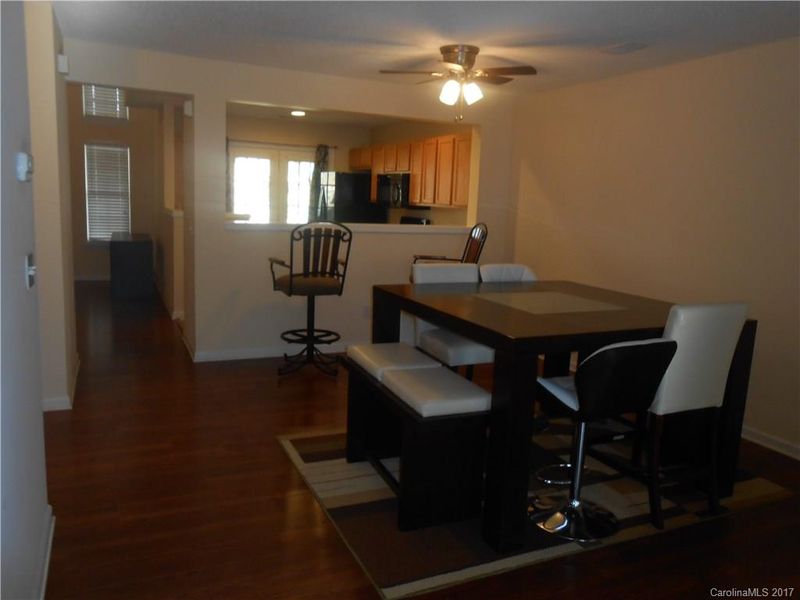 16717 Timber Crossing Rd, Charlotte, NC 28213