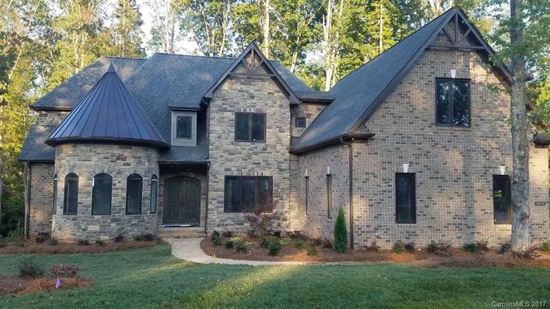 7672 Nautical Dr, Denver, NC 28037