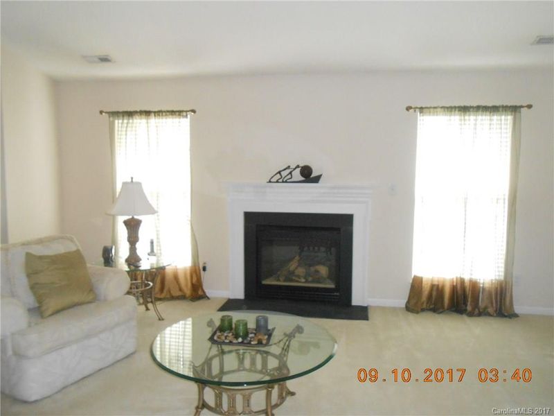6325 Dumont Ln, Charlotte, NC 28269