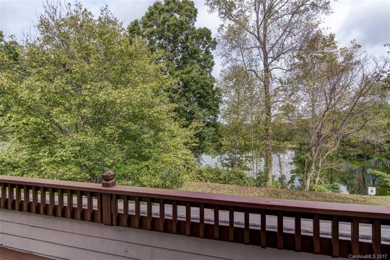 8900 Saint Pierre Ln, Charlotte, NC 28277