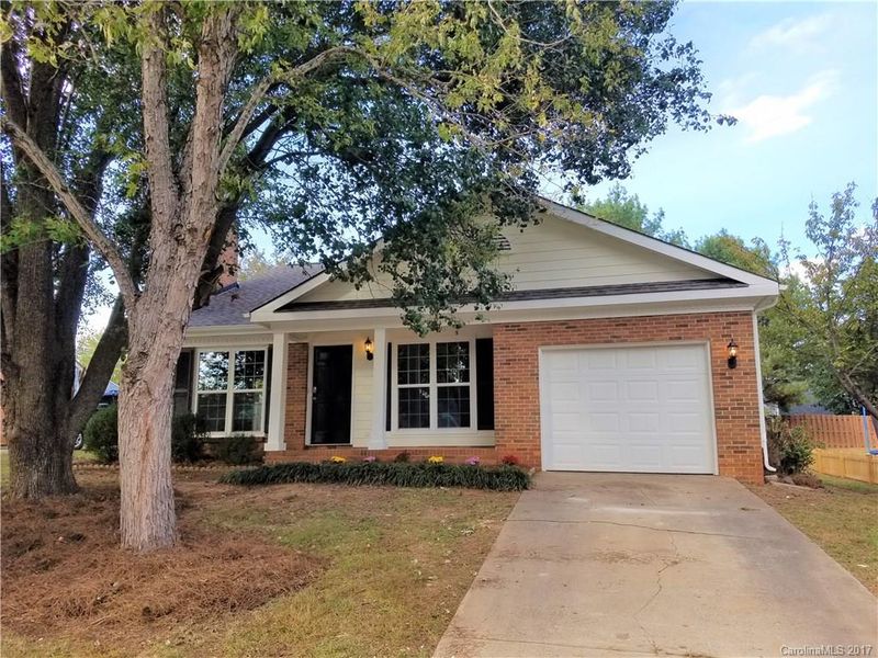 9017 Milton Morris Dr, Charlotte, NC 28227