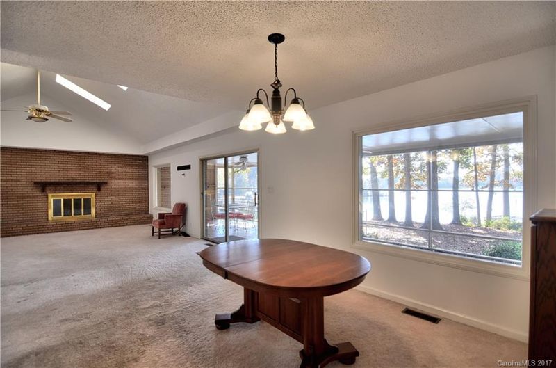 2685 Ranger Island Rd, Denver, NC 28037