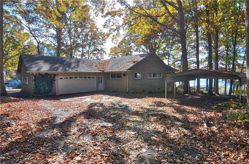 2685 Ranger Island Rd, Denver, NC 28037
