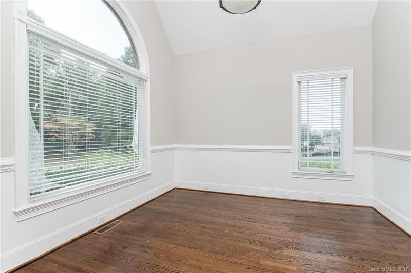 21002 Lakeview Cir, Cornelius, NC 28031