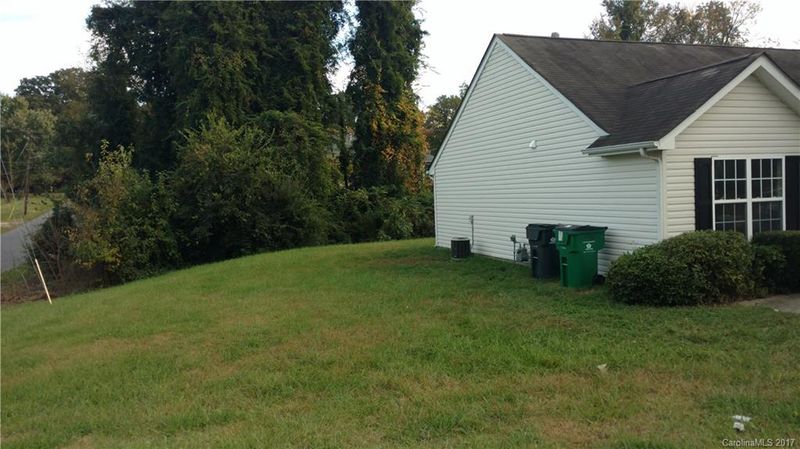 5224 Elizabeth Rd, Charlotte, NC 28269