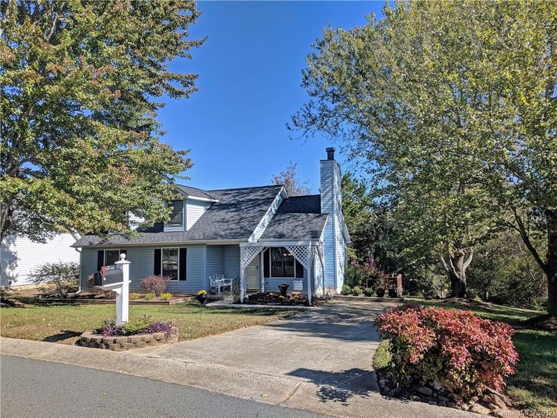 2916 Overlook Trl, Charlotte, NC 28212