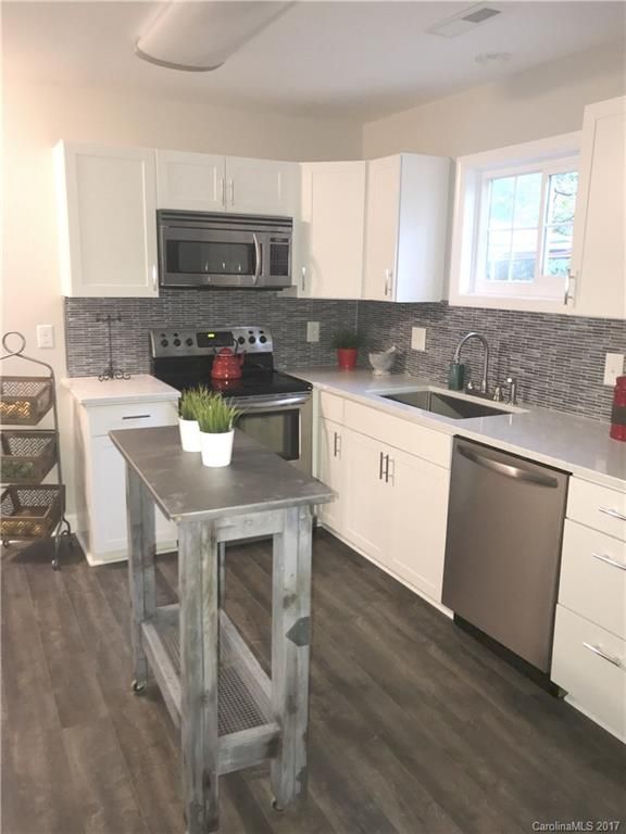 5939 Bluebonnet Rd, Charlotte, NC 28212