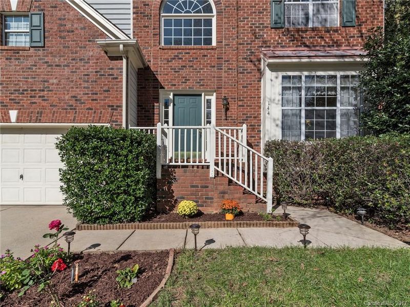 144 Creekside Dr, Fort Mill, SC 29715