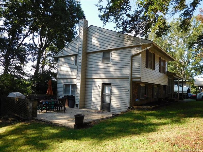 289 Salem Ave, Dallas, NC 28034