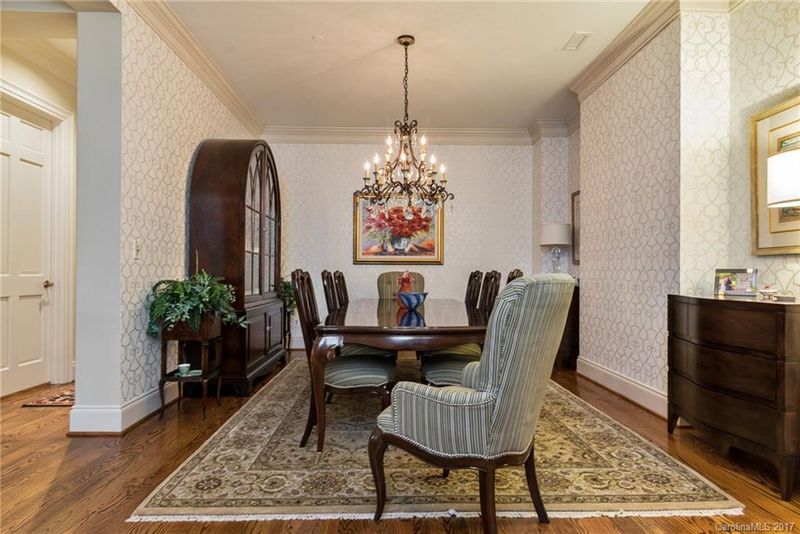 178 Cherokee Rd, Charlotte, NC 28207