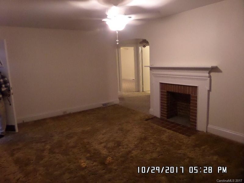 407 Alpine St, Kannapolis, NC 28081