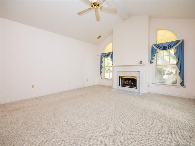 8448 Windsor Ridge Dr, Charlotte, NC 28277