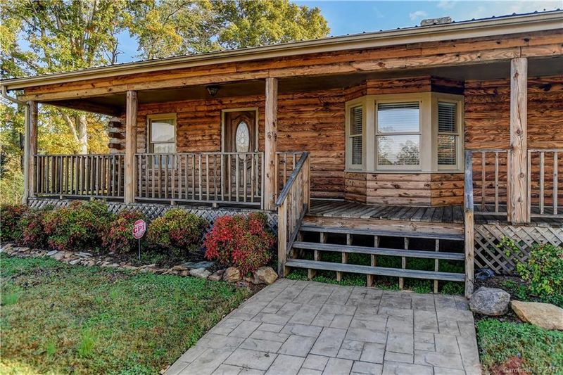 1232 Mollys Backbone Rd, Catawba, NC 28609