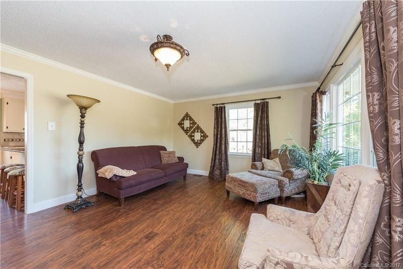 1405 Hillcrest Ave, Lancaster, SC 29720