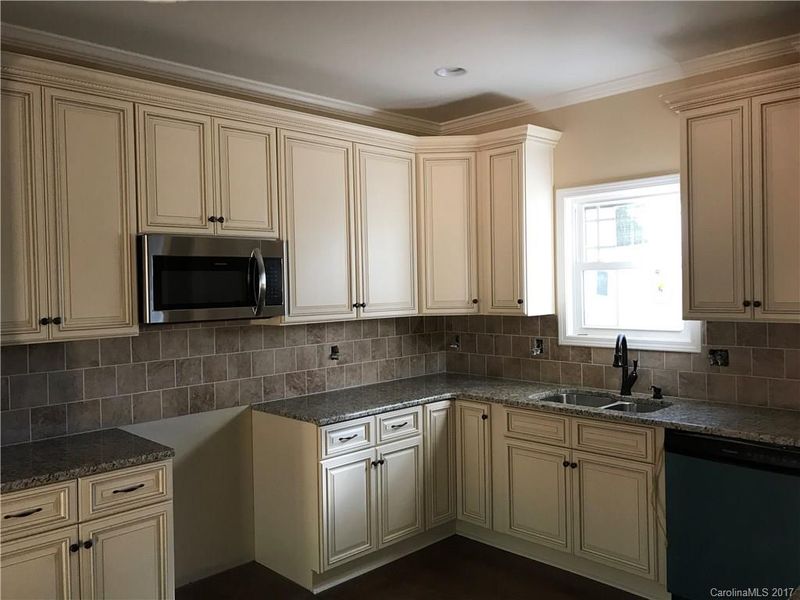 1170 Mt Pleasant Rd N, Mount Pleasant, NC 28124