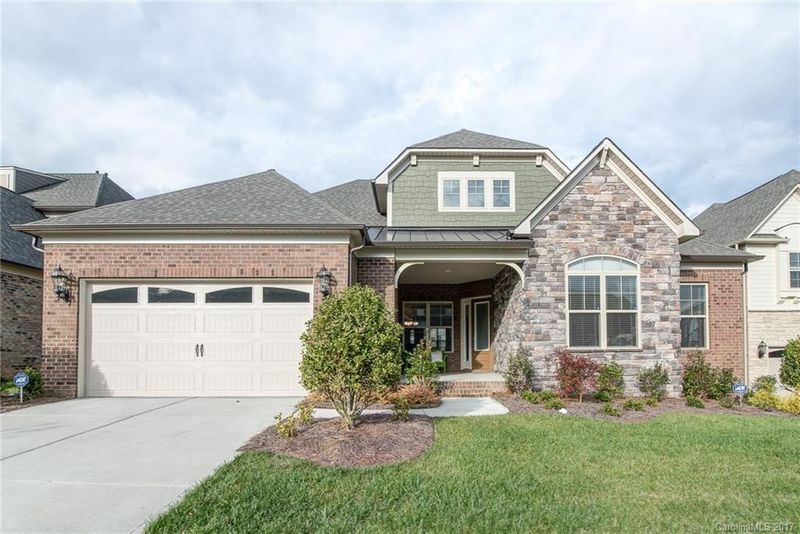 1716 Maple Oak Dr #3, Charlotte, NC 28270