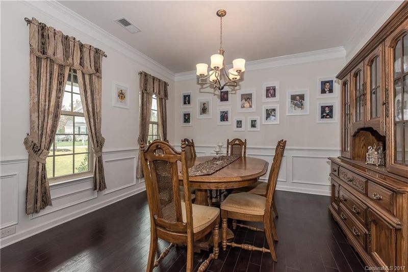 988 Labrador Ln, Clover, SC 29710
