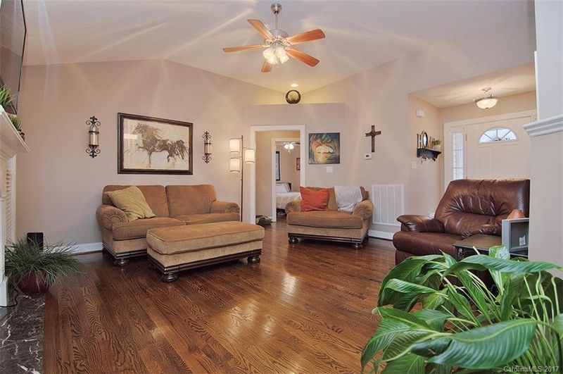 1257 Pressley Downs Dr, Concord, NC 28025