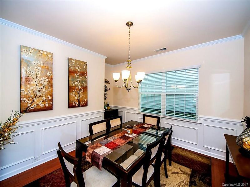 5715 Castlecove Rd, Charlotte, NC 28273