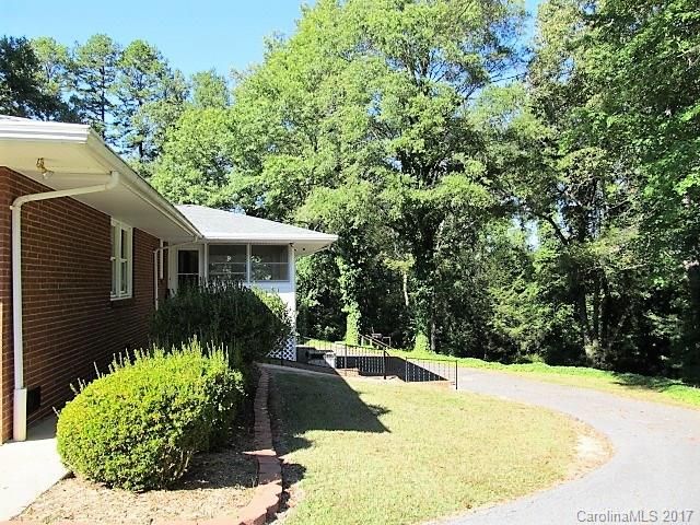 918 N Aspen St, Lincolnton, NC 28092