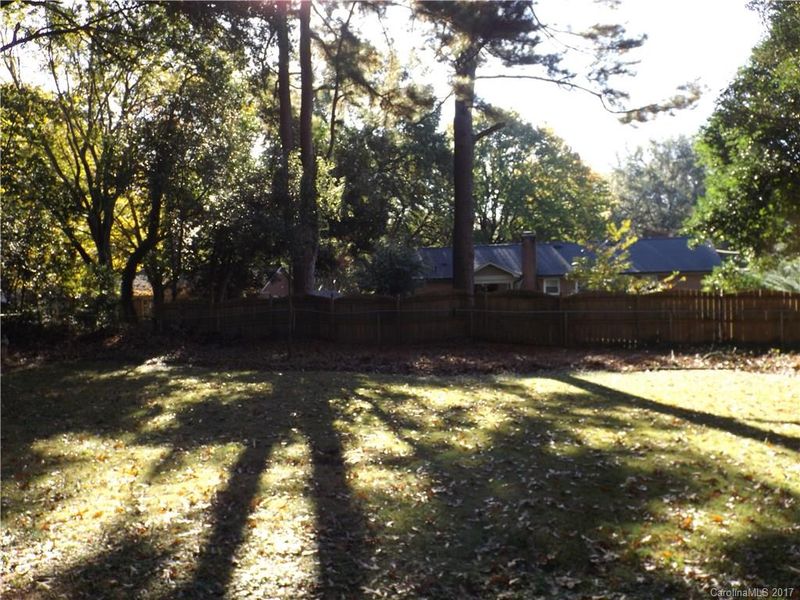 2130 Stonewood Dr #5, Charlotte, NC 28210