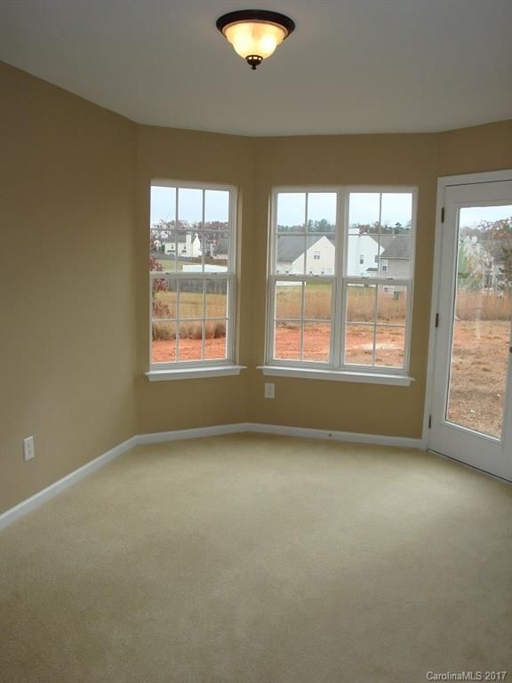 1139 Delander Ln, Charlotte, NC 28214