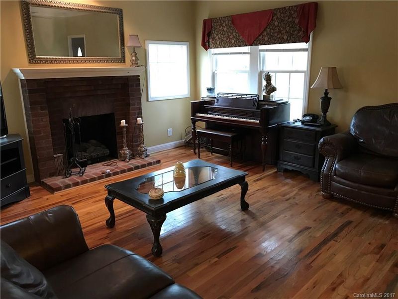 819 Requa Rd, Cherryville, NC 28021