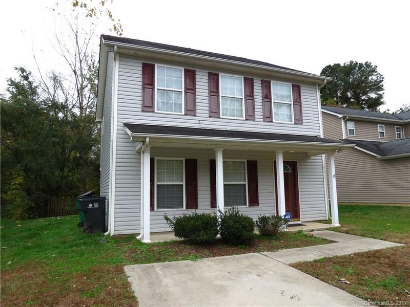 6811 Moss Lake Rd, Charlotte, NC 28214