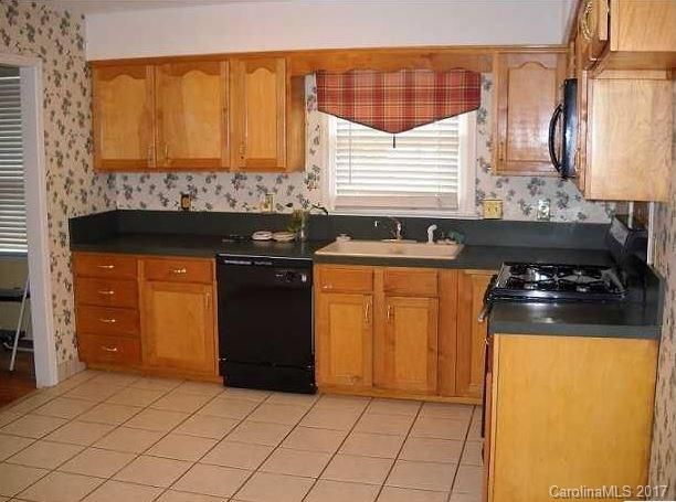 540 Jasin Dr, Gastonia, NC 28054