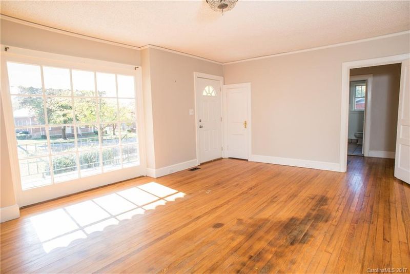 702 Secrest Ave, Belmont, NC 28012