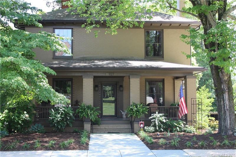 927 W Front St, Statesville, NC 28677
