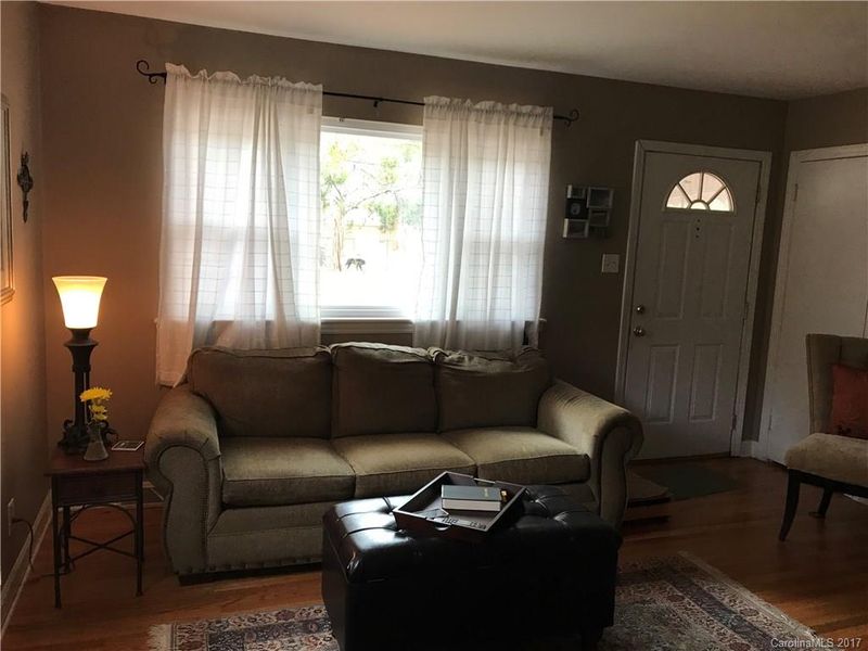 605 Craighead Rd, Charlotte, NC 28206