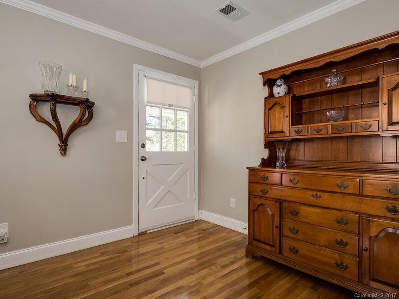 15704 Fairfield Dr, Matthews, NC 28104