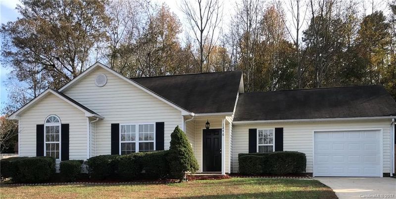 1246 Santell Ln, Charlotte, NC 28214